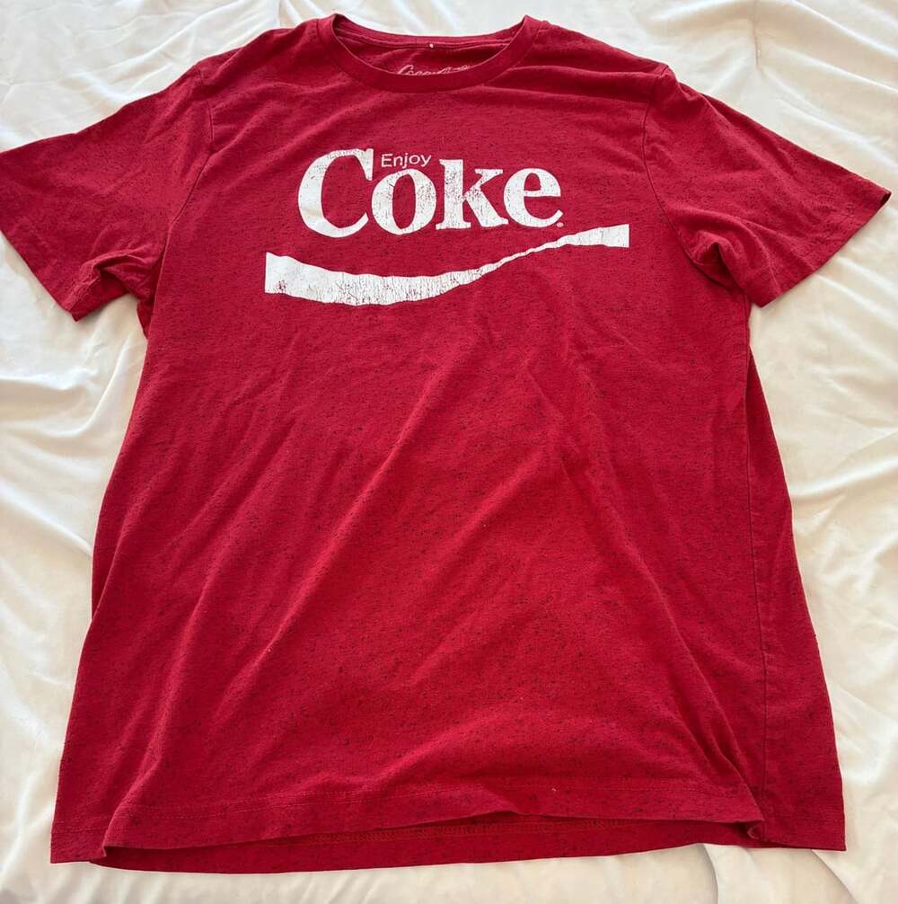 Coca-Cola Retro Speckled Enjoy Coke Graphic T-Shirt Red Men's Size Large